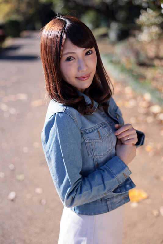 夫に内緒でAV出演 素人若妻が中出しセックスで本気イキ！ 12枚目