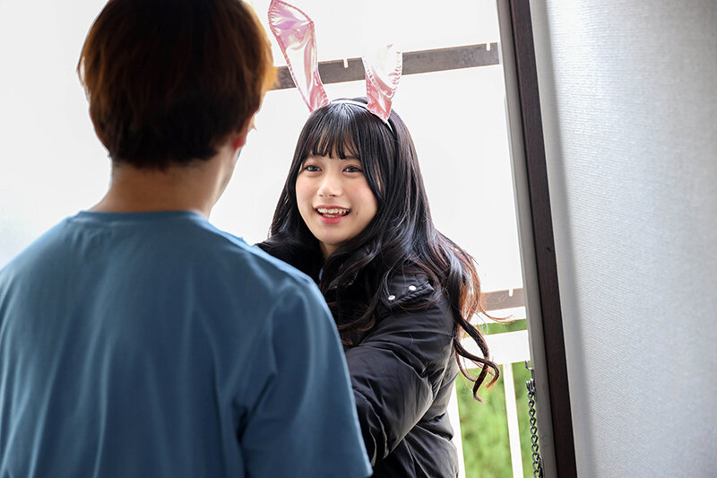 即ヤリ専門！入室5秒で唾液たっぷりのベロちゅうで悩める絶倫M男君をビンビンにさせる小悪魔美少女 北岡果林20歳 3枚目
