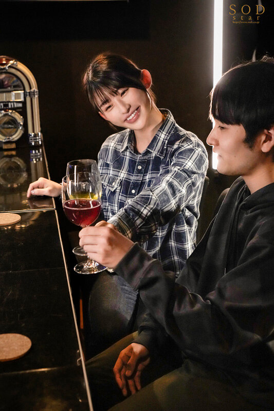 隠れエロボディの牛丼チェーン店で働くパート主婦が学生バイトと避妊具なしでネチョベロ不倫中出し 宮島めい 5枚目