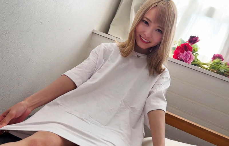 MINA 2枚目
